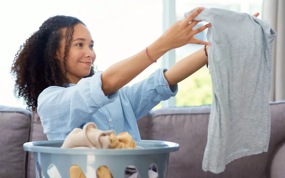 Melhores Dicas De Como Tirar Mancha De Gordura Da Roupa