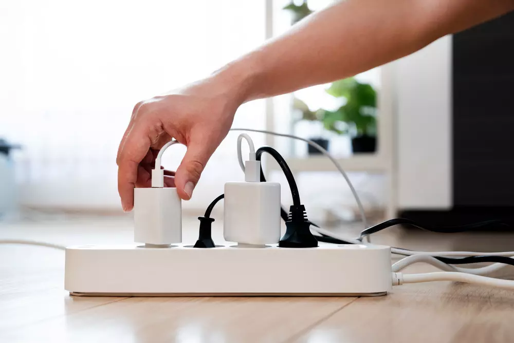 NBR 14136: requisitos do código elétrico para tomadas em casa