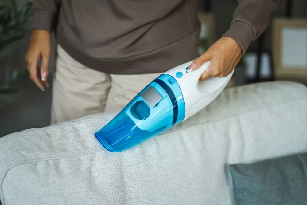 cuidados com móveis estofados no inverno