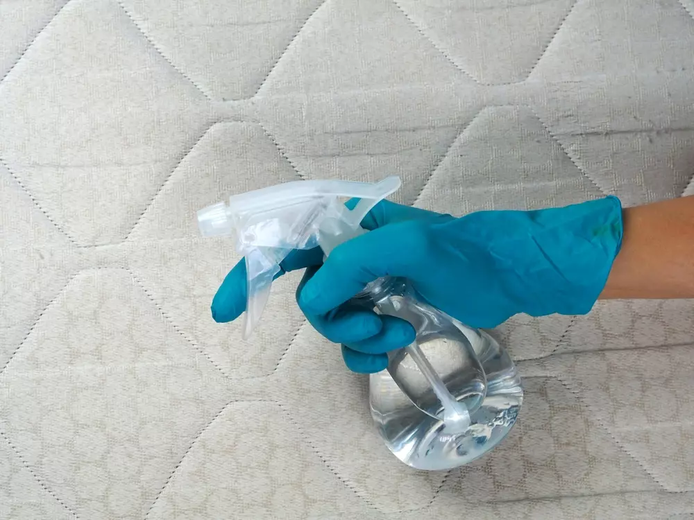 limpar o colchão em casa