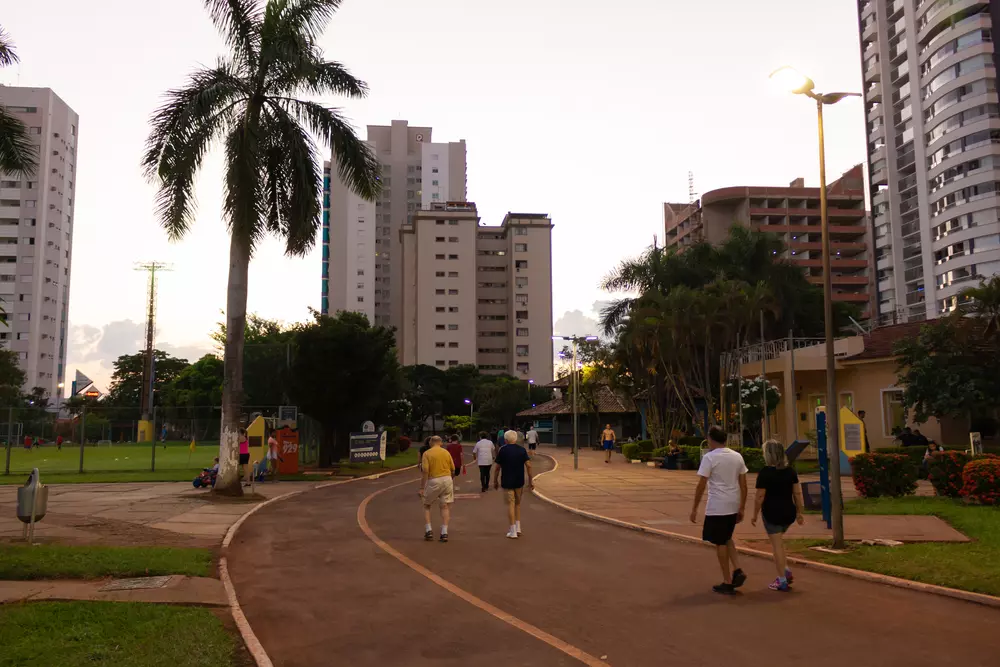 Praça Belmar Fidalgo. Praça Sede de Campo Grande/MS. Ponto Turístico e Espaço Esportivo